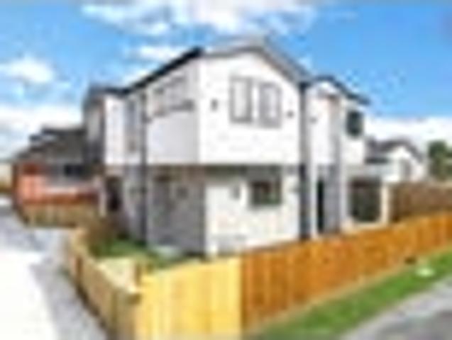 BEST HOUSE IN BEST STREET URGENT SALE