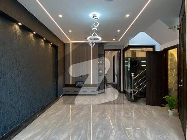 Best Investment Opportunity! 5 Marla Brand New House Solid Construction & Ready To Move, Near Park In DHA 9Town