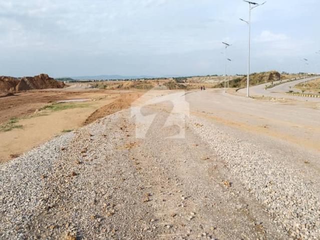Best investment opportunity 8 Marla plot in bluebell DHA Islamabad