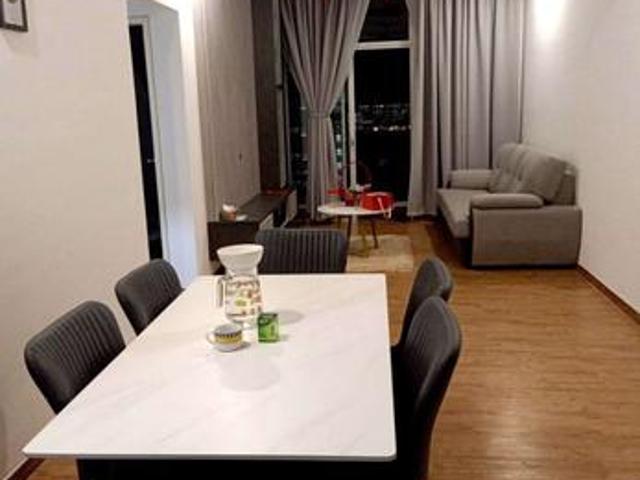 Best Local Condo Fully Furnished Lakefront Homes Cyberjaya