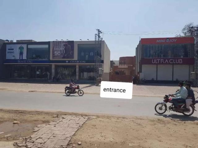 Best place for banks branded Restaurant cafe open air activites Sahiwal ID 18136