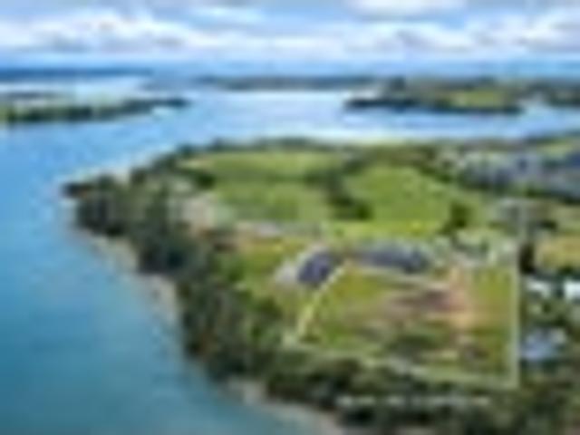 Best Priced Waterfront Lifestyle !