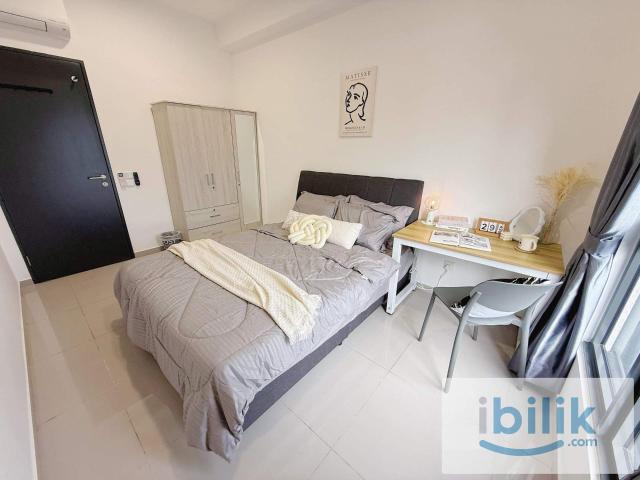 Best room in town! Premium queen room! Accessible to ldp highway
