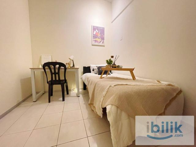 Best room in town! Premium single room! Accessible to taruc/tarumt