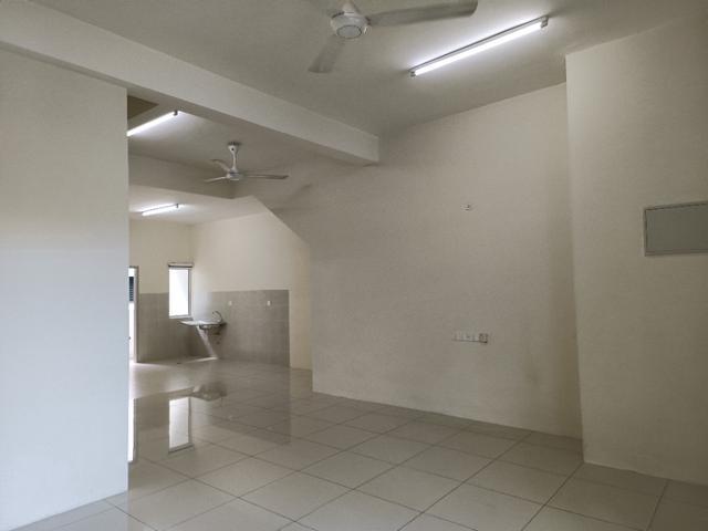Best 15 Storey Townhouse Lower Unit Raintree Park Simpang Ampat