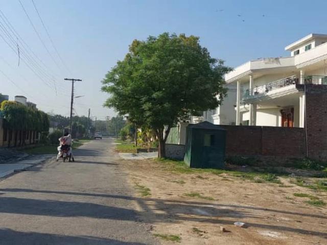 Best 2 Kanal Residential Location For Built Home Near Park Mosque Mark Lahore WAPDA TOWN ID 80381