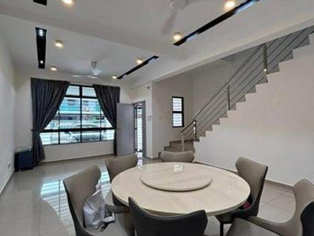 Bestari Indah 4 Bed 4 Bath Ulu Tiram Pelangi Indah Gaya Desa cemerlang