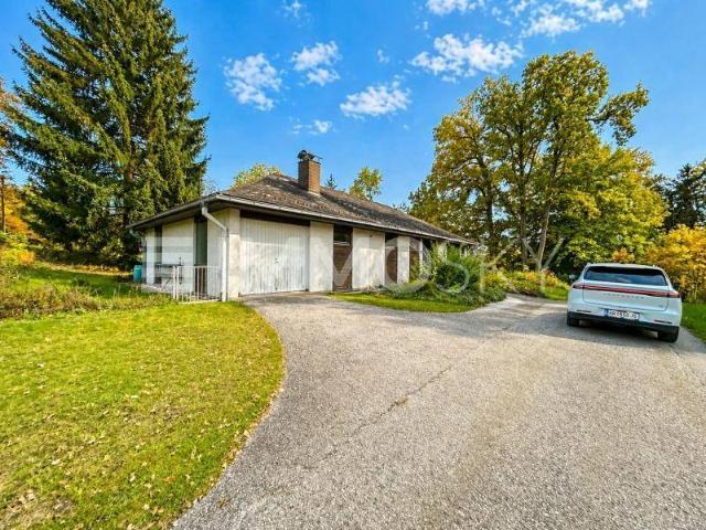 Bestlage Ried: Grundstück mit Altbestand