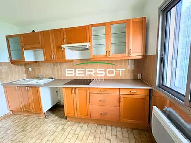 Besançon 25000 Achat / Vente appartement 2 pièces t2 cave parking