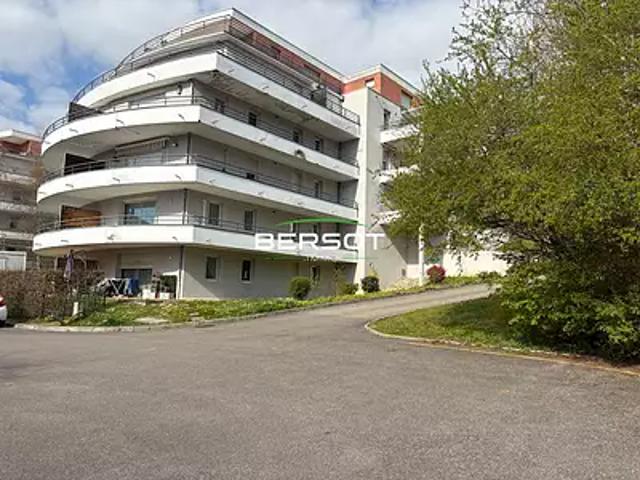 Besançon 25000 Achat / Vente appartement 3 pièces t3 cave parking