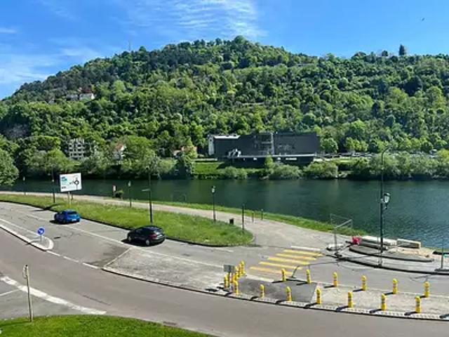 Besançon 25000 Achat / Vente immeuble au dernier étage