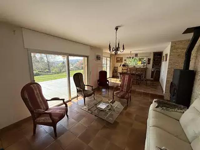 Besançon 25000 Achat / Vente maison 8 pièces t8