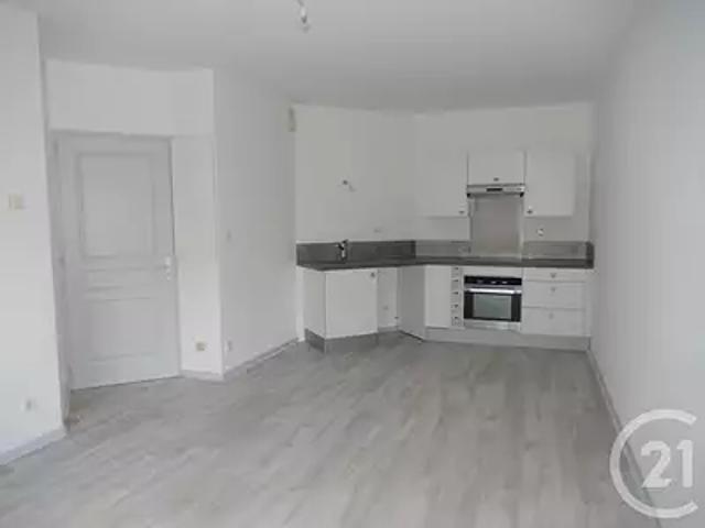 Besançon 25000 Location appartement 3 pièces t3