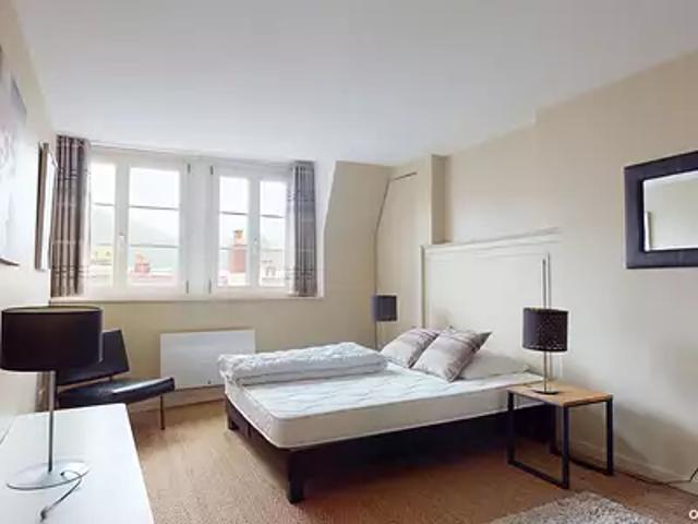Besançon 25000 Location appartement 3 pièces t3 au dernier étage cave