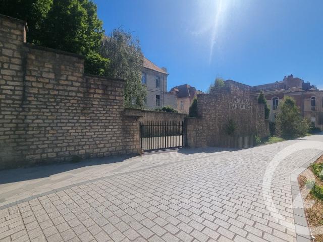 Besançon Location Parking / Garage 25