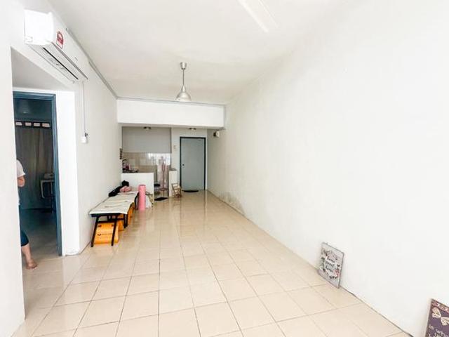 Beside LRT USJ 19 Rhythm Avenue Subang Jaya nr Main Place One City