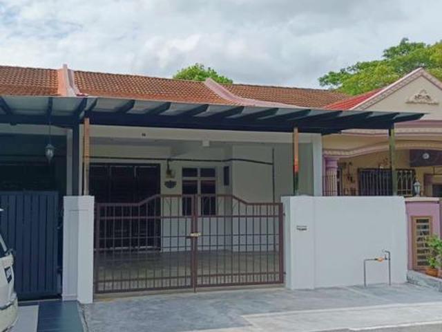 Beside Pulai Interchange HIGHWAY Single Storey Tmn Pulai Jaya