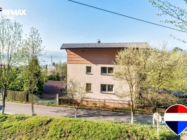 Beskidzka 240 m², Zarzecze