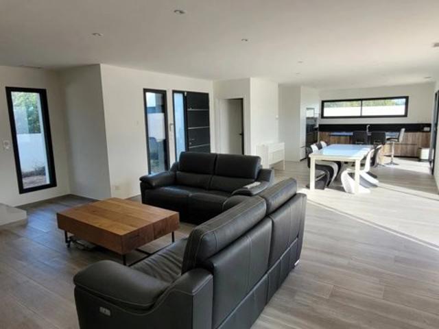 Bessan villa de 162m² habitable + garage sur un terrain de 671m² à paysager