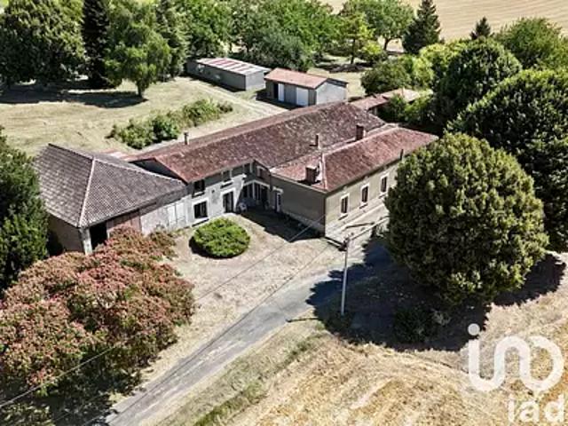 Bessac 16250 Achat / Vente maison 8 pièces t8 parking