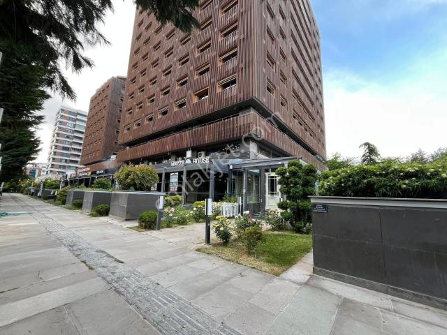 Bess'den İsmet İnönü 1 Caddesi Merkezi Konumda Kiralık İş Yeri