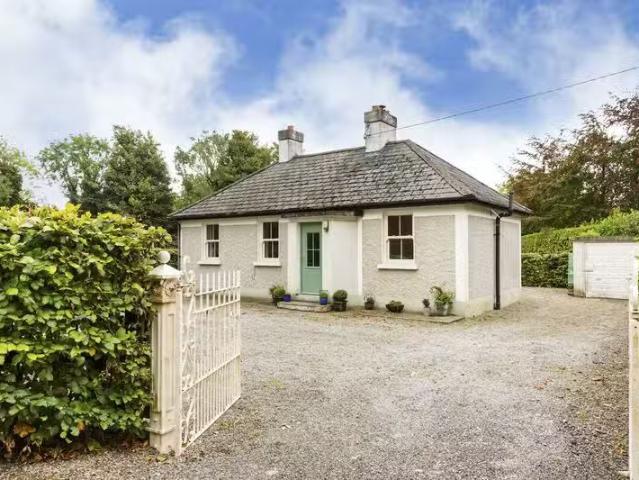 Betty's Cottage, The Moy, Summerhill, Co Meath, A83KX38 is for.