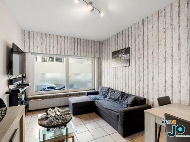 Betaalbaar en instapklaar appartement met: 2 slaapkamers.