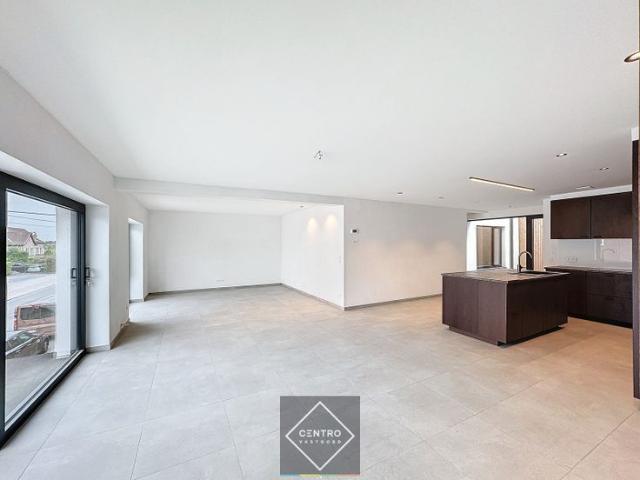 Betaalbaar, goed geïsoleerd APPARTEMENT, voorzien van de.
