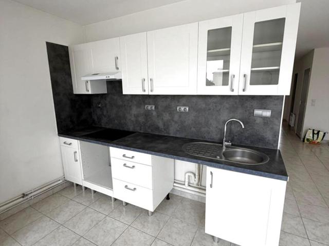 BETHENY: À louer Appartement T4 en excellent état