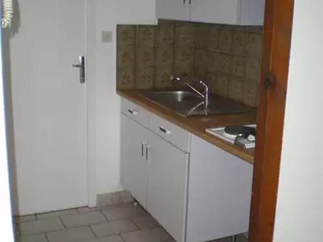 Béthune 62400 Location appartement 2 pièces t2 au dernier étage
