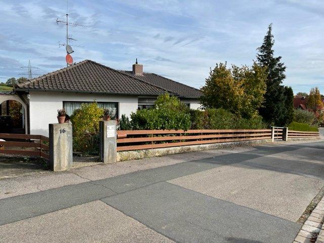 Betreuung/Gebotsverfahren: Bungalow in 90587 Veitsbronn OT Retzelfembach, Hardstr. 16 /Leerstand