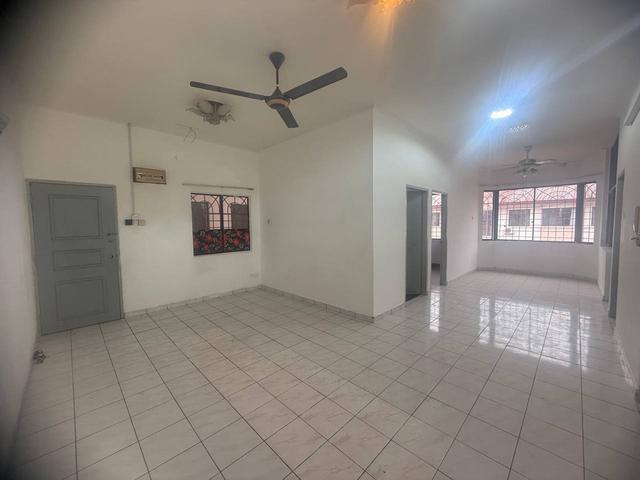 Beverly Hill phase1 866sqft 3Bedroom for SALE JPJ HQ Sabah Golf