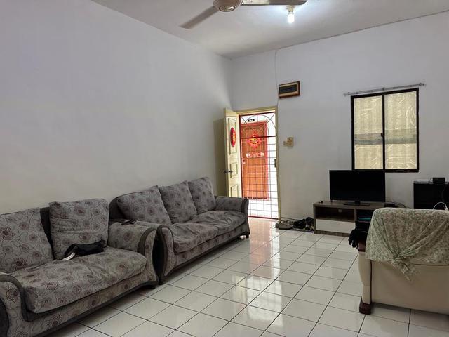 Beverly Hills Apartment 2 Partial Bundusan Penampang KK