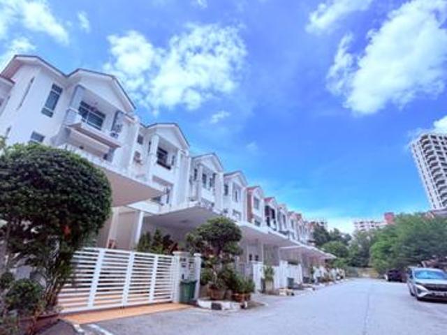 Beverly Hills Tanjung Bungah 3storey Terraced House for Sales