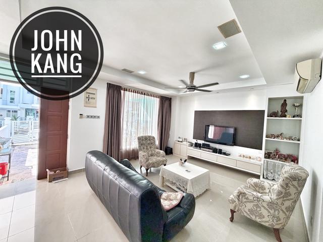 Beverly Hills 3 Storey Terrace 2800sf Fully Renovated Cheapest Buy