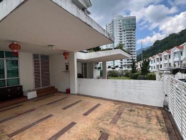 Beverly Hills 3 Storey Terrace Renovated Located Tanjung Bungah