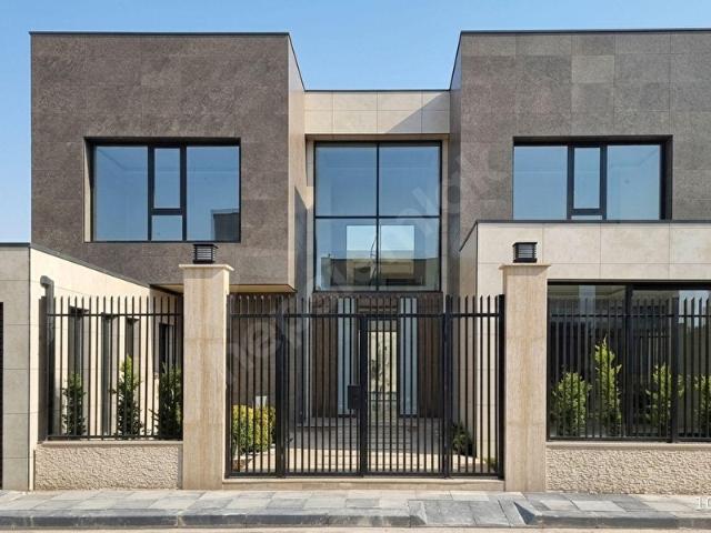 Beytepe'de Özel Yapım Ultra Lüks Satılık Villa REMAX ENBATI