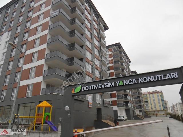 Beyaz Emlak'tan Şeyh Şamil Mah. Site İçi 3+1 Satılık Daire