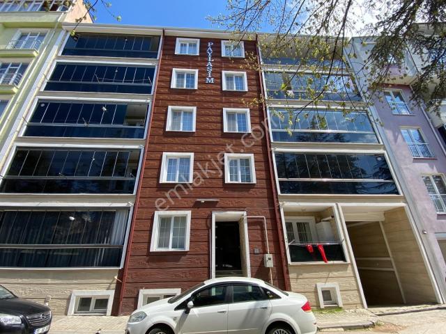 Beyaz Gayrimenkulden İsmetpaşa'da Satılık 3+1 Arakat