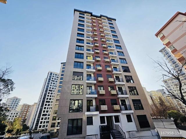 BEYAZ'DAN BOSTANCI'DA GÜVENLİK HAVUZ 2+1 SIFIR BİNADA FIRSAT