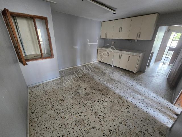 Beyazevlerde Teraslı 2+1 Kiralık Daire