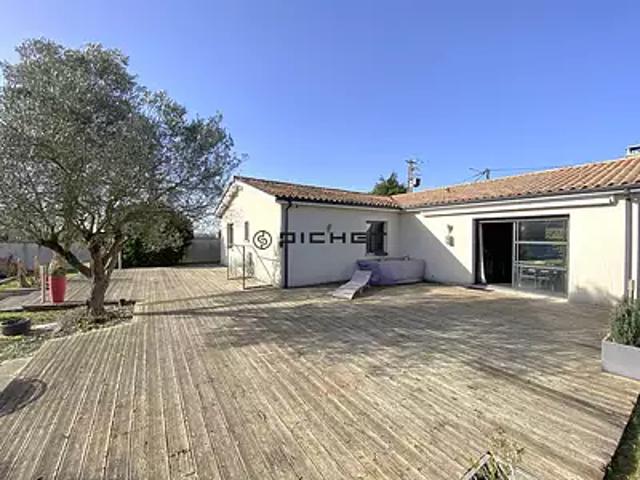Beychac et Caillau 33750 Achat / Vente maison 5 pièces t5 au dernier étage