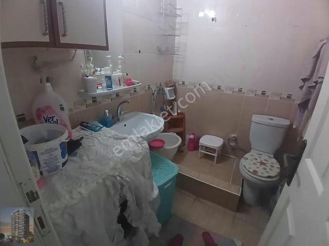 Beykent 2. Etapta Satılık 2+1 Ara Kat Daire