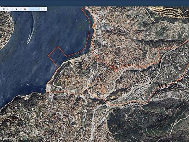 BEYKOZ PAŞABAHÇE SATILIK 300 M2 ARSA BAHÇELİ AHŞAP EV