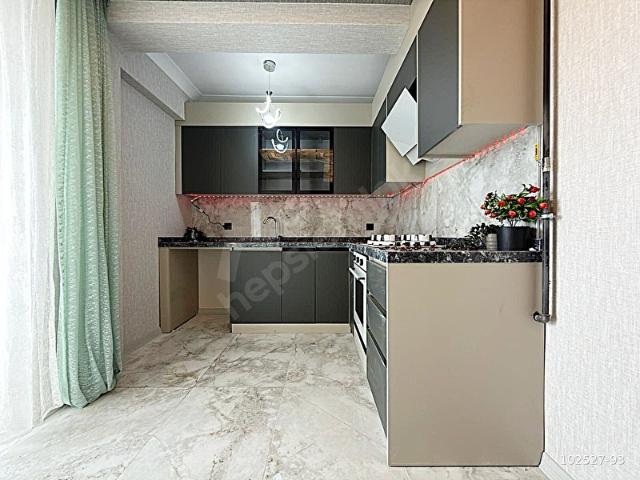 BEYLERDEN 29 EKİM MAHALLESİNDE KAT VE CEPHE SEÇENEKLİ SIFIR 2+1