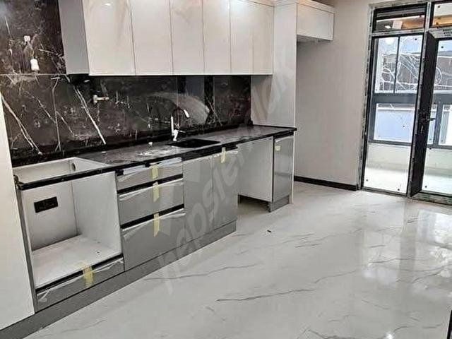 BEYLİKDÜZÜ YAKUPLU MAHALLESİNDE MEDİLİFE HASTANESİ ARKASI METROBÜSE KOMŞU 2+1 FIRSAT DAİREMİZ