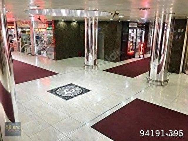 BEYLİKDÜZÜ BÜYÜKŞEHİR MAH ATRIUM ÇARŞI 28M2 DIŞ CEPE