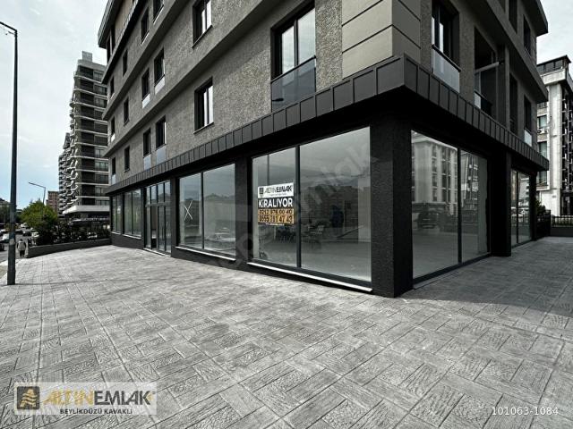 BEYLİKDÜZÜ KAVAKLIDA ANA CADDEYE CEPHELİ 300 M2 KİRALIK DÜKKAN MAĞAZA
