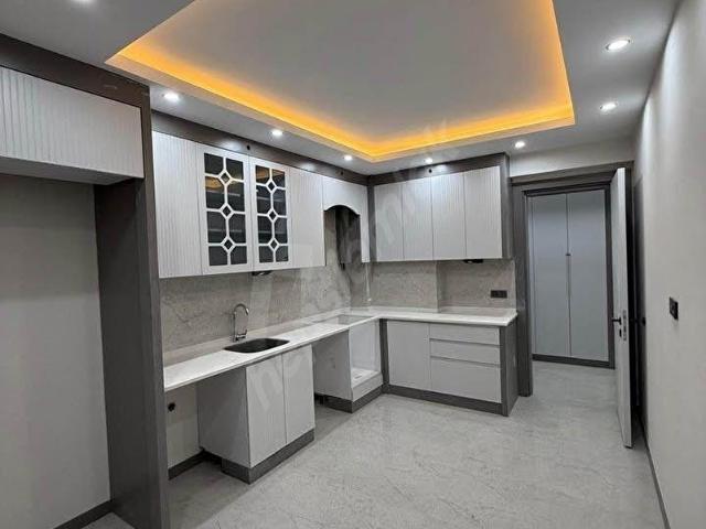 BEYLİKDÜZÜ MERKEZ'DE KAÇIRILMAYACAK FIRSAT SIFIR 3+1 DAİREMİZ
