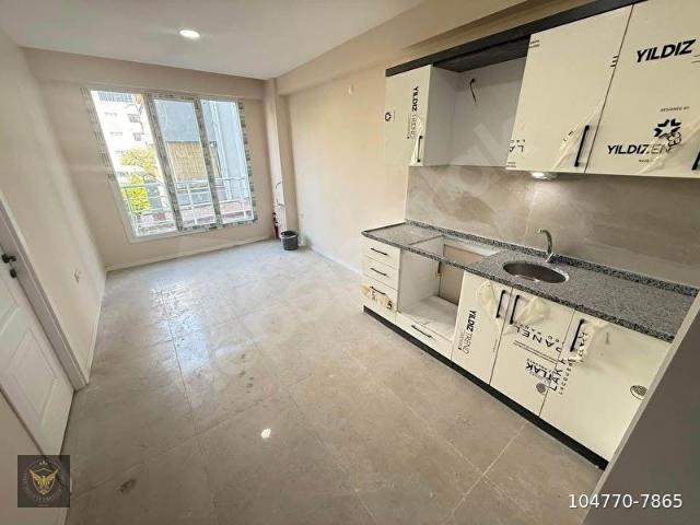 BEYLİKDÜZÜ OSB MAHALLES'İNDE 5M MİGROSA 5 DK YÜRÜME MESAFESİNDE 1+1 DAİREMİZ